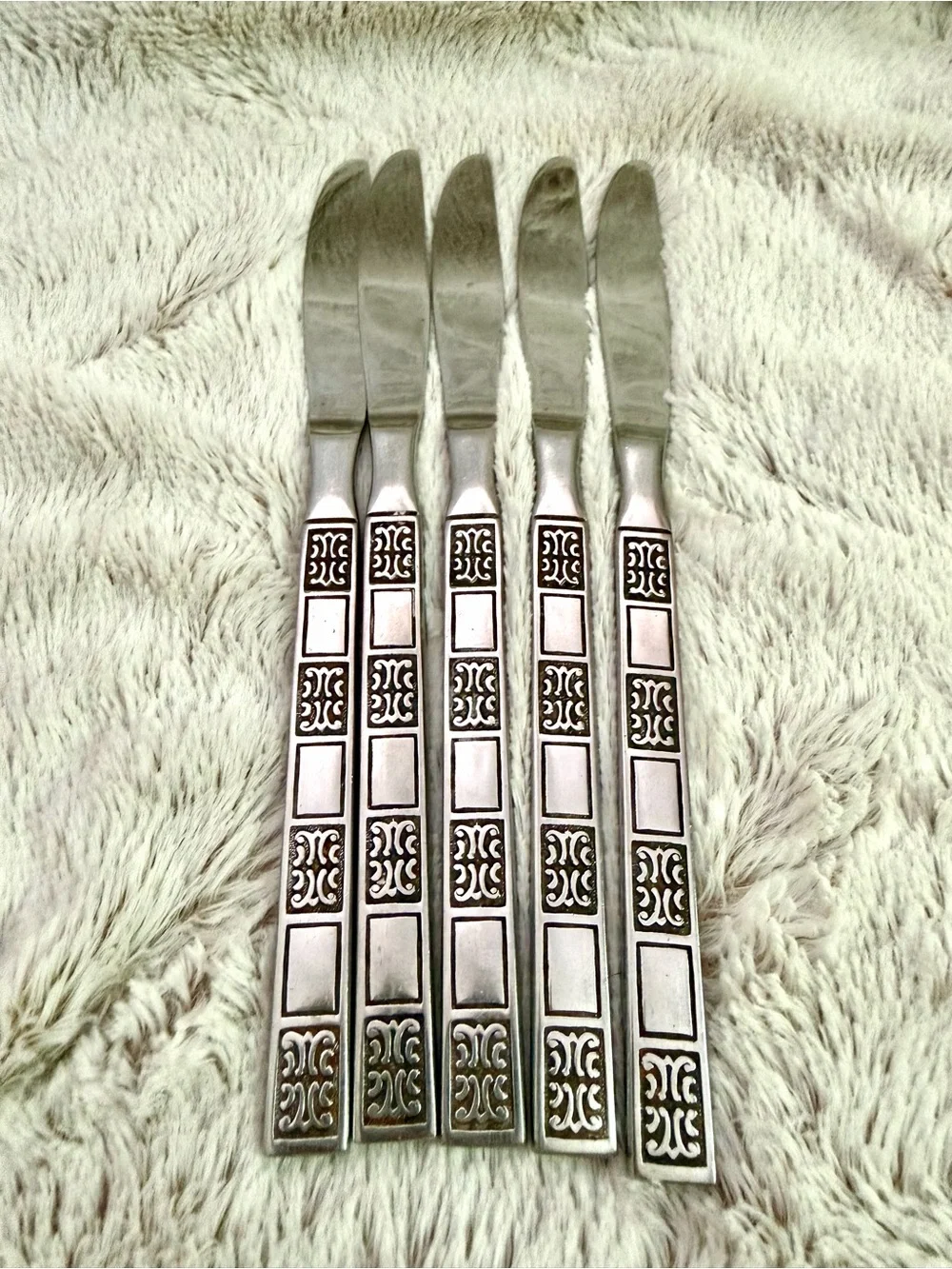 Vintage 1970’s Rebacraft Set of 5 stainless steel knives